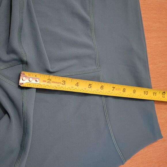 Lululemon Shorts Women 10 Green Wunder Train 8" Athleisure Sportswear lw7bh0 - Picture 10 of 13